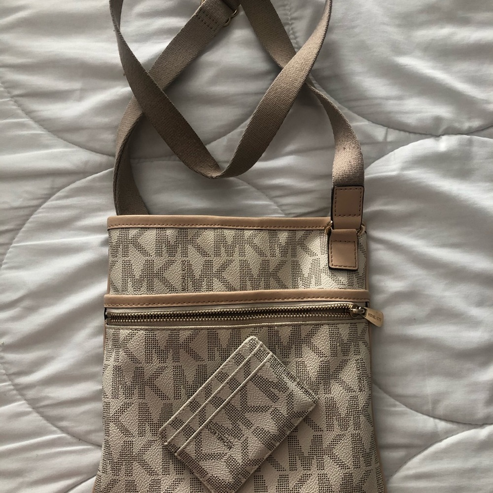 MK - Picture 2 of 2